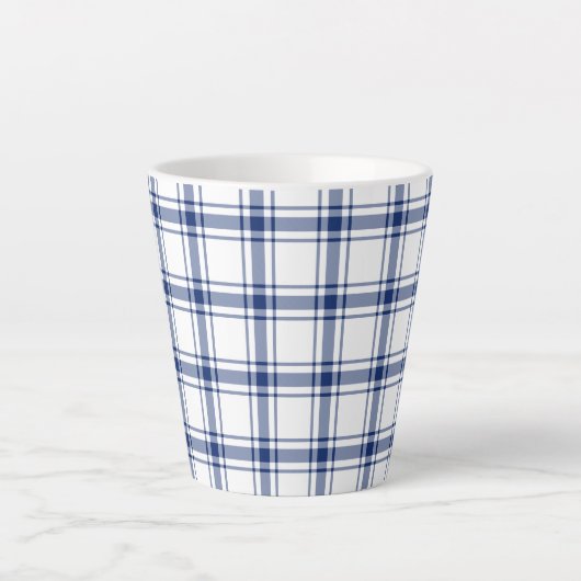 Blauw en Wit Nautisch Plaid Latte Mok (Voorkant)