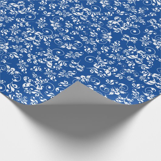 Blauw en wit retro floreel patroon cadeaupapier (Hoek)