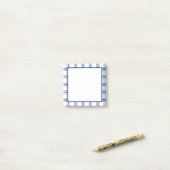 Blauw en wit scheepsplaid post-it® notes (Op bureau)
