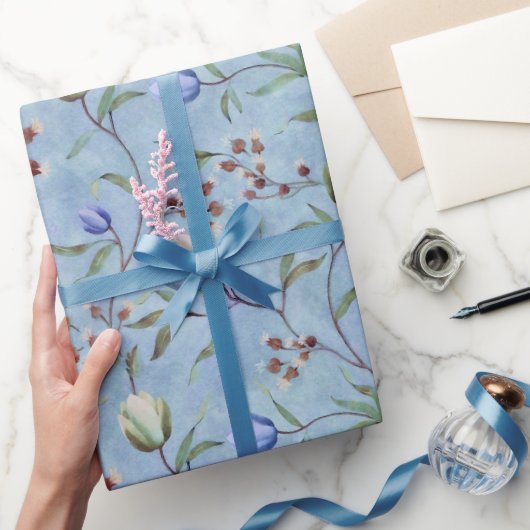 Blauw en wit Tulps Anemones Pattern Cadeaupapier (Geschenken)
