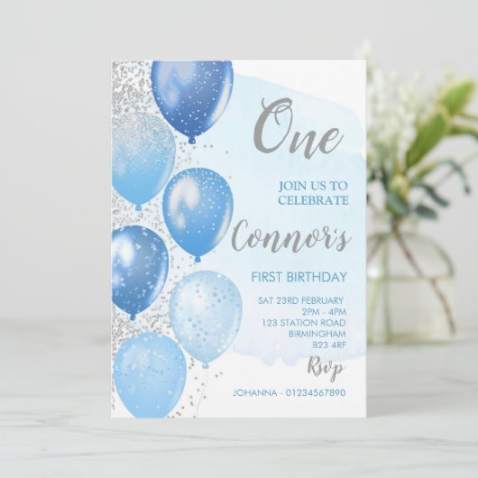 Blauw en Zilver Eerste Verjaardag Uitnodiging (Staand voorkant)