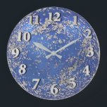 Blauw en Zilver Geblokkeerde versiering Grote Klok<br><div class="desc">10.75" round acrylic clock with an image of a blue ornament with silver flocking. See the entire Hanukkah Clock collection under the HOME category in the HOLIDAYS section.</div>