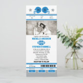 Blauw en zilver groen Football Ticket Wedding Kaart (Staand voorkant)