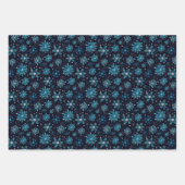 Blauw en Zilver Winter Sneeuwvlokken Patroon Inpakpapier Vel (Voorkant 3)