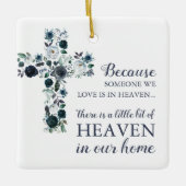 Blauw Floral Cross | Memorial-kerstmis Keramisch Ornament (Voorkant)