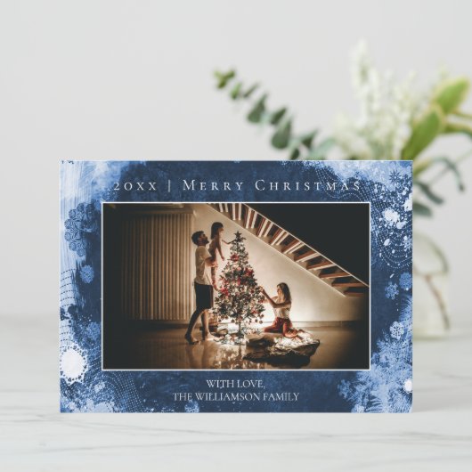 Blauw Frosted Sneeuwvlokken Kerstmis Fotokaart Feestdagenkaart (Staand voorkant)