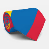 Blauw geel en rood gestreept stropdas (Opgerold)