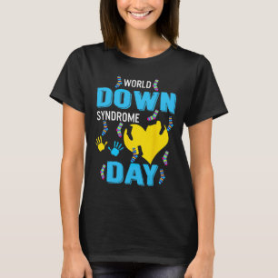 Blauw Geel Hart 21 Wereld Down Syndroom Bewustzijn T-shirt