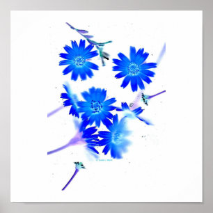 Blauw gekleurde wilde bloemen verspreid over het o poster