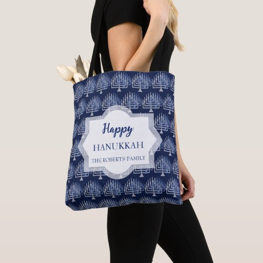 Blauw Gelukkig Chanoeka Menorah Patroon Tote Bag (Dichtbij)