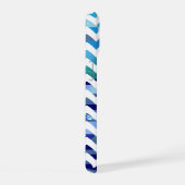 blauw gepatterde chevron iPhone 15 case (Rechterkant)