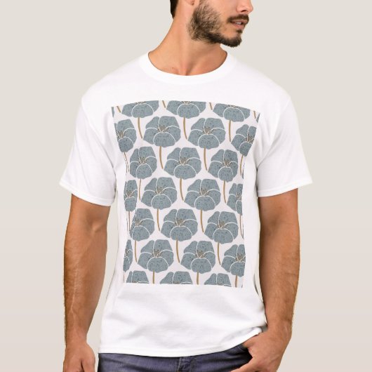 Blauw Geranium Bloemen Romantisch Patroon. T-shirt (Voorkant)