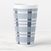 Blauw geruit en gestreept latte mok (Voorkant)