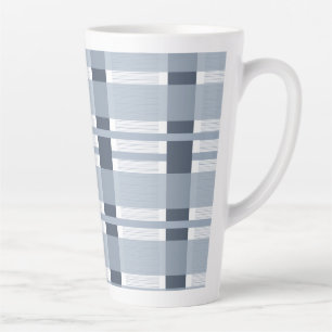 Blauw geruit en gestreept latte mok