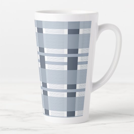 Blauw geruit en gestreept latte mok (Rechts)