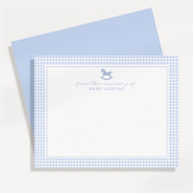 Blauw geruit jongensgepersonaliseerde kinderkamer 