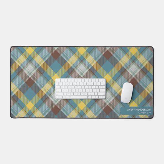 Blauw geruite Patroon Aangepaste Naam Monogram Tek Bureaumat (Keyboard & Muis)