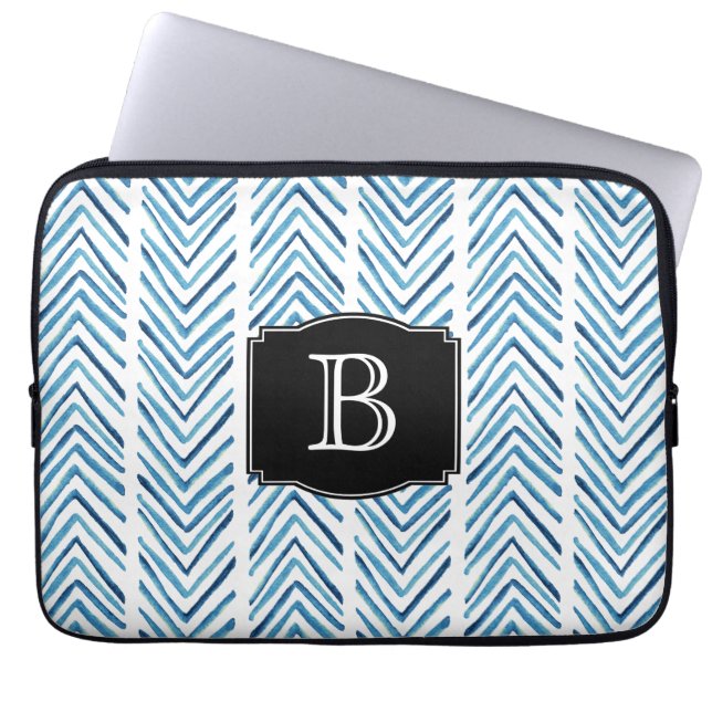 Blauw Geschilderd Chevron Patroon met Monogram Laptop Sleeve (Voorkant)