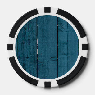 Blauw geschilderde houten planken pokerchips