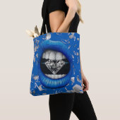Blauw gespleten glas en diamanten tote bag (Dichtbij)