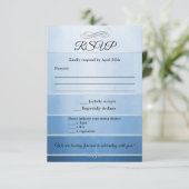 Blauw Gestreepte Tone op Tone Wedding RSVP Kaart (Staand voorkant)