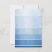 Blauw Gestreepte Tone op Tone Wedding RSVP Kaart (Achterkant)