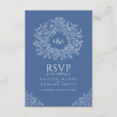 Blauw getrokken blad monogram RSVP bruiloft QR Cod Informatiekaartje (Voorkant)