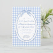 Blauw Gingham Coquette Strik Verjaardagsfeestje Kaart (Staand voorkant)