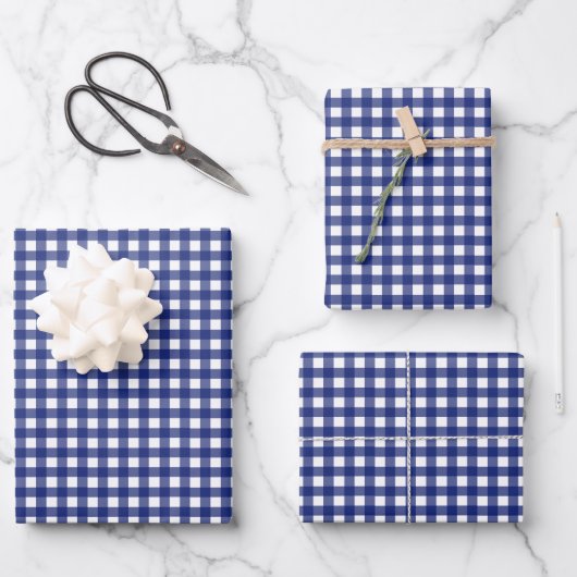 blauw gingham gevlekt met stijlvolle trendy inpakpapier vel (Voorkant)