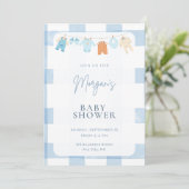 Blauw Gingham Jongens Baby Shower Uitnodiging (Staand voorkant)
