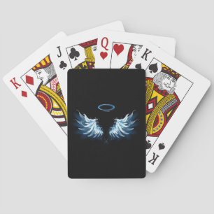 Blauw glanzende engelenvleugels op zwarte achtergr pokerkaarten