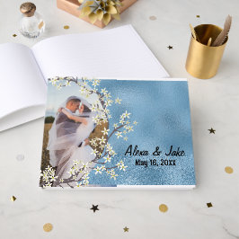 Blauw glazen en bruidsboeket fotolijst gastenboek
