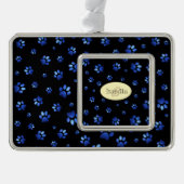 Blauw glitter hondpawpatroon, Monogram Verzilverd Omlijst Ornament (Voorkant)