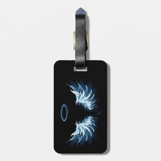 Blauw gloeiende engelenvleugels op zwarte achtergr bagagelabel (Achterkant verticaal)