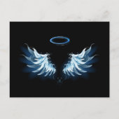 Blauw gloeiende engelenvleugels op zwarte achtergr briefkaart (Voorkant)