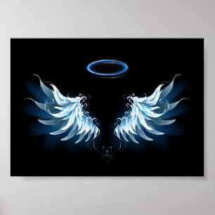 Blauw gloeiende engelenvleugels op zwarte achtergr poster