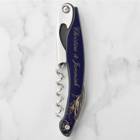  Blauw Goud Bloemen Damast Script Bruiloft Kurkentrekker (Voorkant)