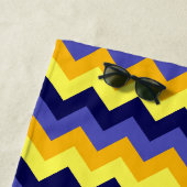 Blauw Goud Chevrons Strandlaken (In situ)
