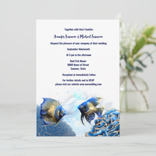 Blauw goud engel vis eiland rif strand chic kaart (Staand voorkant)