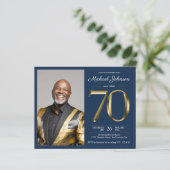 Blauw Goud Foto Budget 70e Verjaardag Uitnodiging (Staand voorkant)