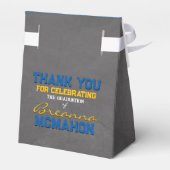 Blauw & Goud Krijtbord Afstuderen Geschenkdozen Bedankdoosjes (Achterkant)