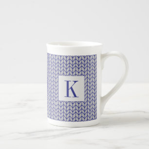 BLAUW GRIJS GEBREID Bone China Mok + Initiaal