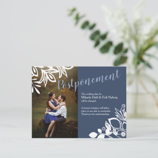 Blauw grijs, wit bruiloft aankondiging foto briefkaart (Staand voorkant)