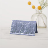 Blauw grijs wit winter pijnbomen bruiloft escort plaatskaartje (Achterkant)