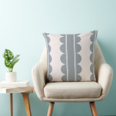 Blauw-grijze throw kussen met schelpvorm (Stoel)