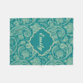 Blauw-groen en beige  Paisley Monogram Fleece Deken (Voorkant (Horizontaal))