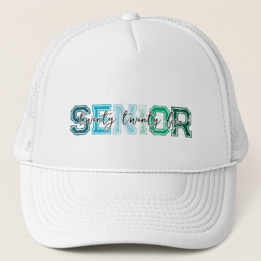 Blauw Groen Senior 2025 Typografie Trucker Pet (Voorkant)