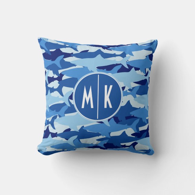 Blauw haaienpatroon | Monogram Kussen (Voorkant)