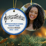 Blauw High School Varsity Koor Aangepaste Kerstmis Keramisch Ornament<br><div class="desc">Dit moderne blauwe schoolkoor kerstornament heeft de naam van de student en het koraal onder de muzikale staf met drievoudige sleutel en muzieknoten. Personaliseer voor een zanger,  koorleraar of regisseur voor een geweldig afstuderen cadeau.</div>