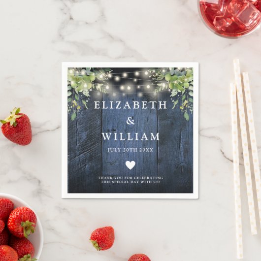 Blauw Hout String Lights Greenery Wedding Servet (Insitu)